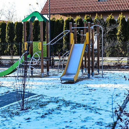 Apartament Villa Park Przy Plazy Z Widokiem Na Jezioro, Taras 50 M2 Ostróda Extérieur photo