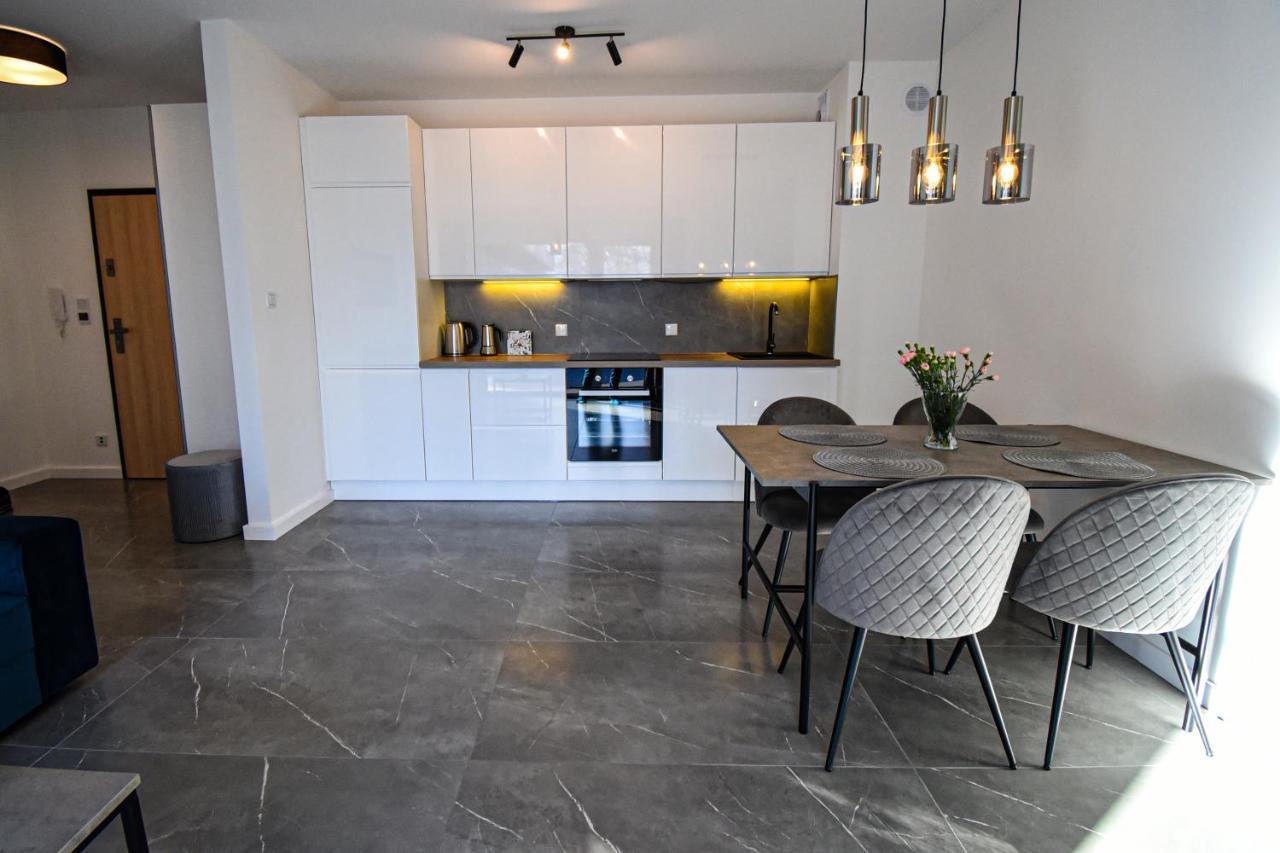 Apartament Villa Park Przy Plazy Z Widokiem Na Jezioro, Taras 50 M2 Ostróda Extérieur photo
